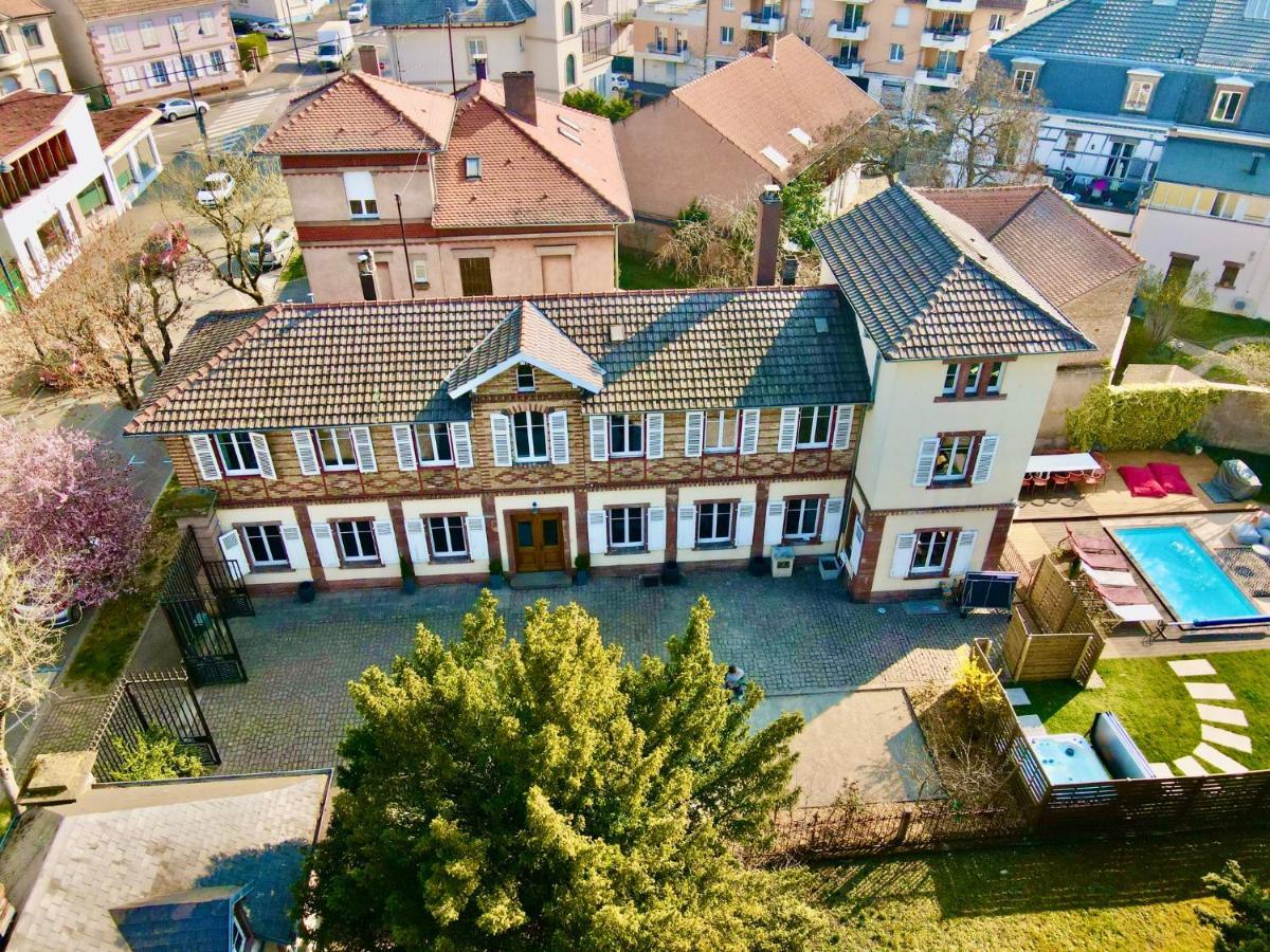 Gite Villa Avril Piscine- Jacuzzi- Sauna - 15 Pers-Proche Europapark Selestat Bagian luar foto